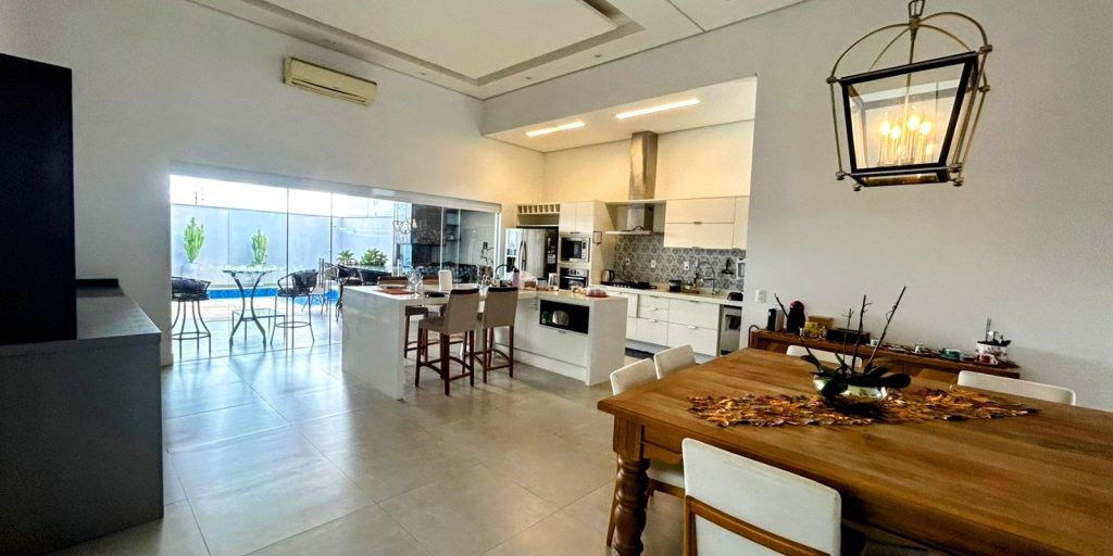 {"remix_data":[],"remix_entry_point":"challenges","source_tags":["local"],"source_ids":{},"source_ids_track":{},"origin":"unknown","total_draw_time":0,"total_draw_actions":0,"layers_used":0,"brushes_used":0,"photos_added":0,"total_editor_actions":{},"tools_used":{"remove":1},"is_sticker":false,"edited_since_last_sticker_save":true,"containsFTESticker":false}